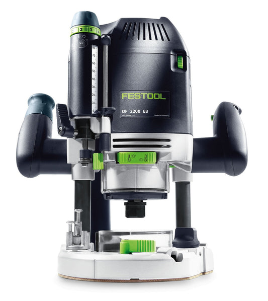 Festool Oberfräse OF 2200 EB mit Absaugring, Kopierring und Fräswerkzeugen in Frontalansicht