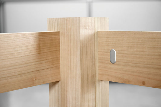 Festool Abdeckkappe SV-AK D14 slr/32 silber in Dübelfräsung eingesetzt, Eckverbindung Holz