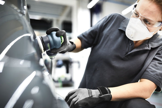 Festool LEX 3 77 Druckluft-Exzenterschleifer mit Schleifteller in Anwendung auf Werkstück
