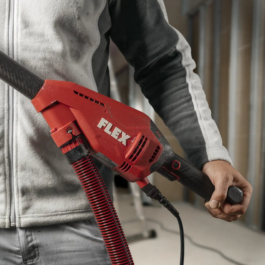 FLEX Giraffe Wand- und Deckenschleifer GE 6 R-EC im Einsatz Softgrip-Griff