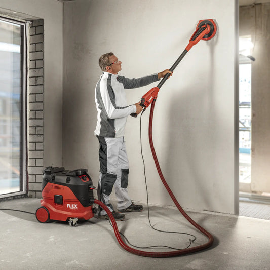 FLEX Giraffe Wand- und Deckenschleifer GE 6 R-EC Anwendung Wandschliff an Trockenbauwand mit Absaugung 